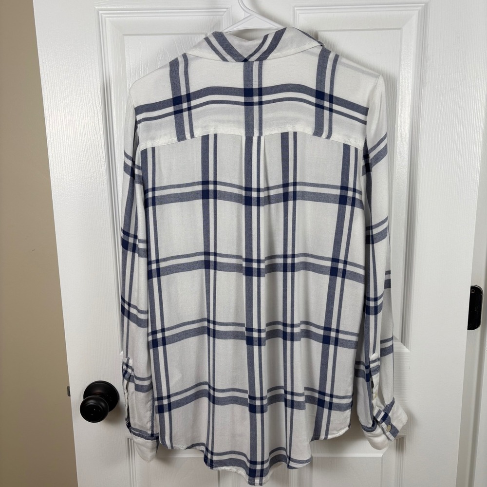 Style & Co Button-Down Shirt Women's S White Navy Plaid Long-Sleeve Soft Preppy - Picture 6 of 7
